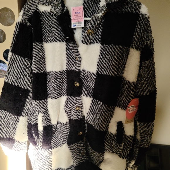 Maternity clothes - Picture 8 of 9